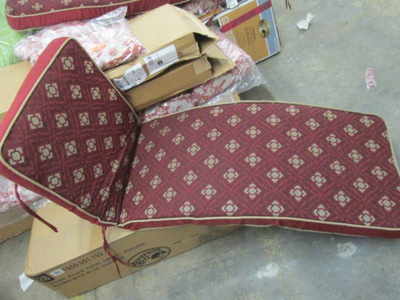Bombay Outdoors Geo Floral Berry Ou...