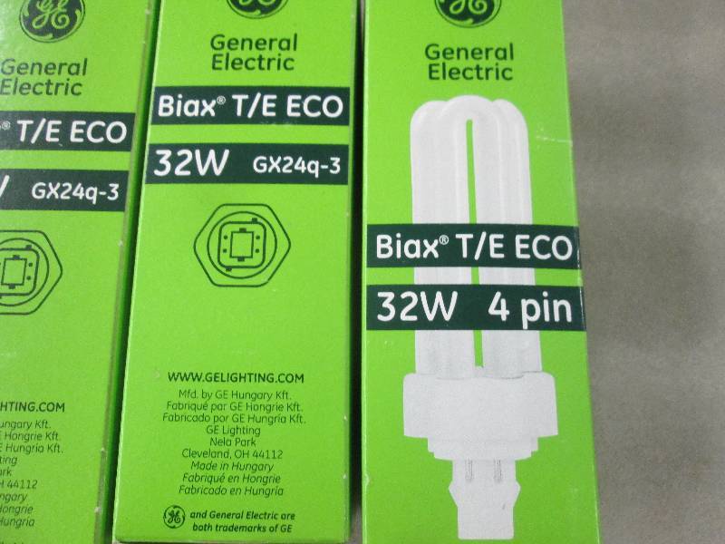 Lot of 8 General Electric 32W 4 Pin...