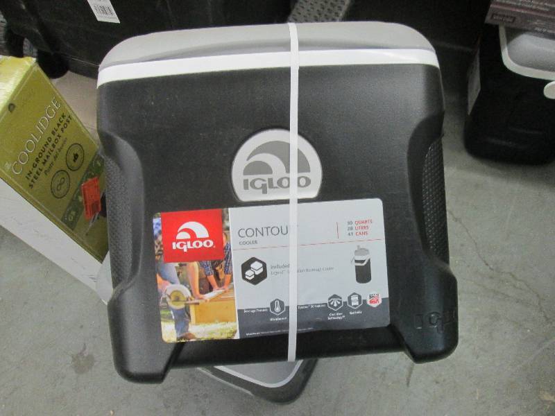 Igloo Contour 30 Qt. Cooler with Ha...