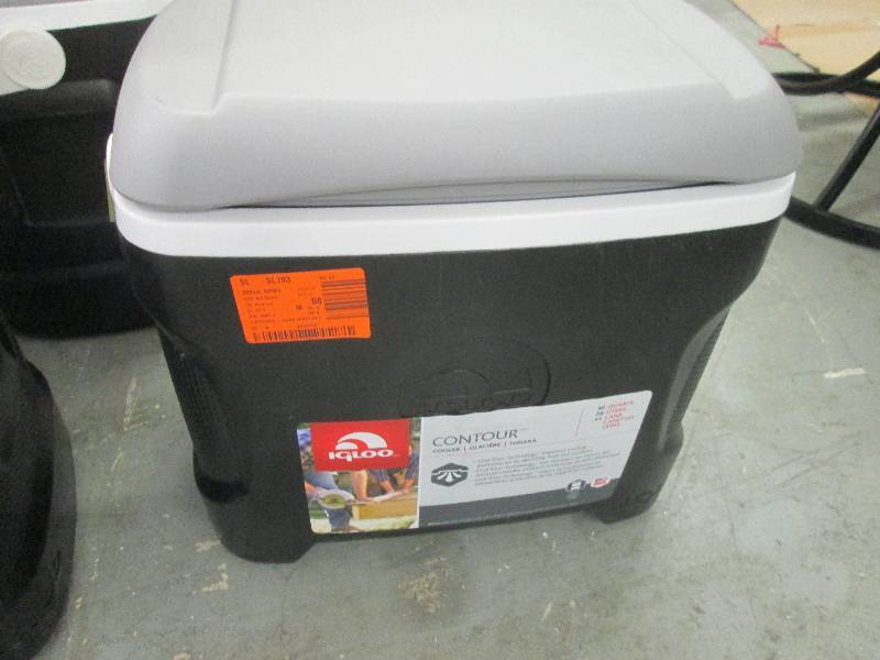 Igloo Contour Combo 30 Qt. Cooler...