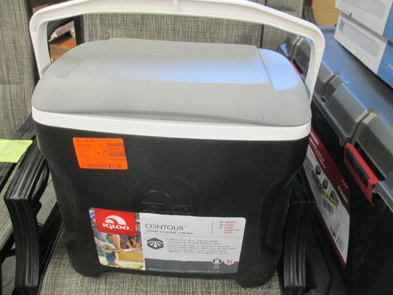 Igloo Contour Combo 30 Qt. Cooler...