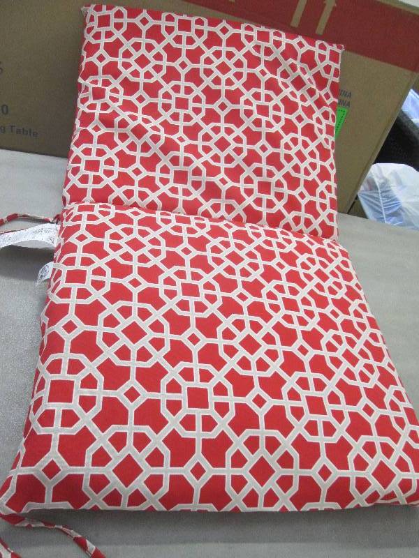 Hampton Bay Ruby Geo Mid-Back Outdo...