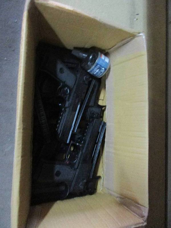 AIRSOFT GUNS