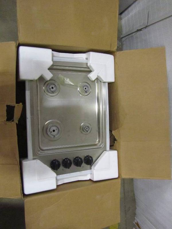 lot 17 image: Frigidaire Gallery 30 in. Deep Recessed Gas Cooktop with 4 Burners