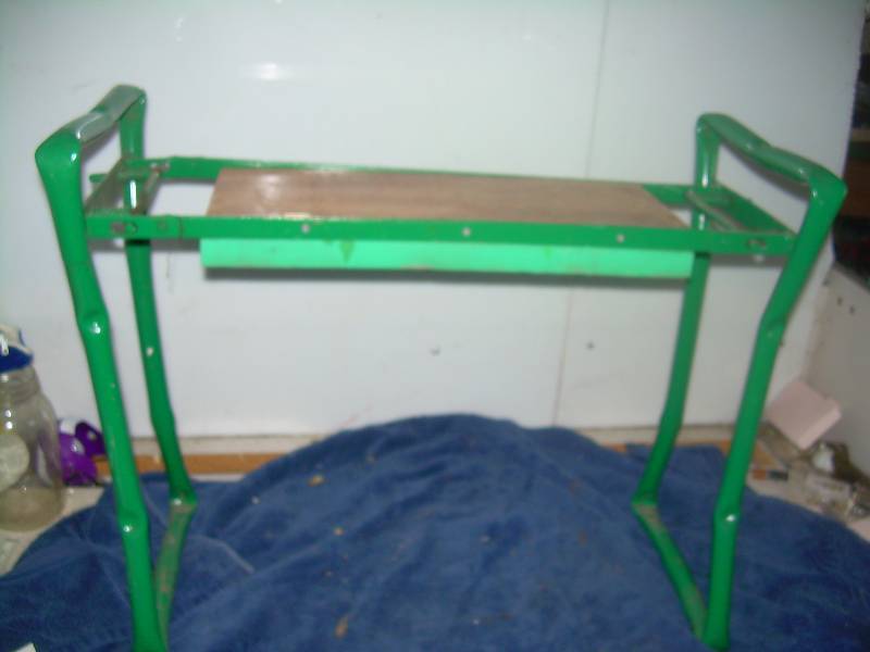 SMALL SAW HORSE