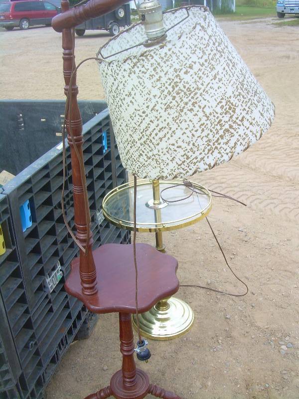 2 FLOOR LAMPS