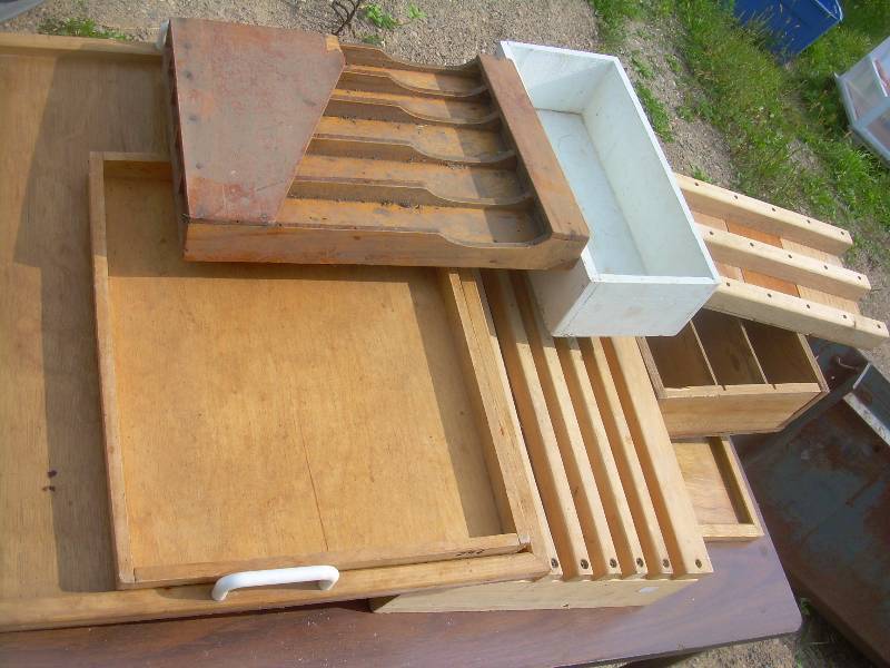 WOOD FLATS AND BOXES