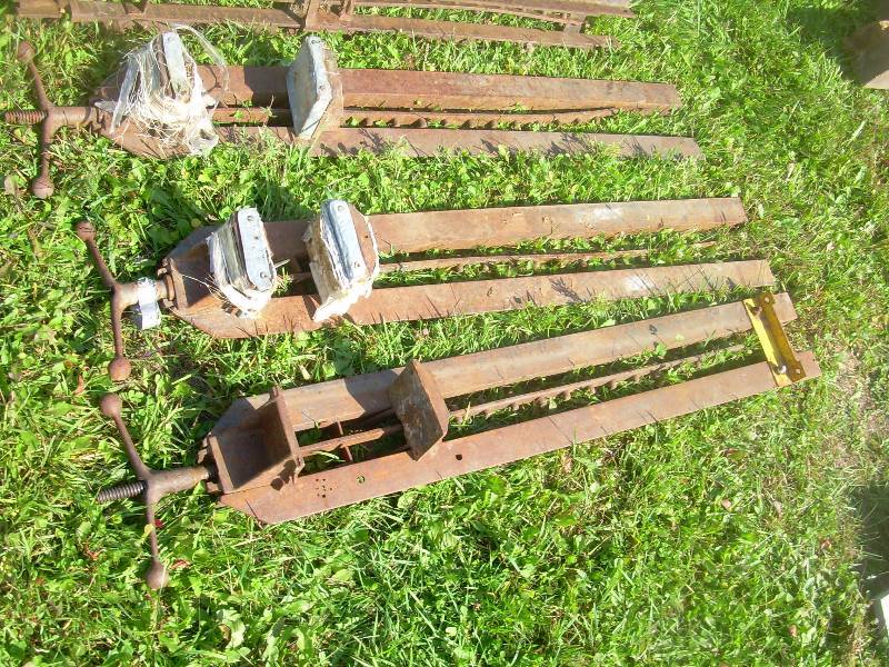 4 ANTIQUE IRON PRESSES