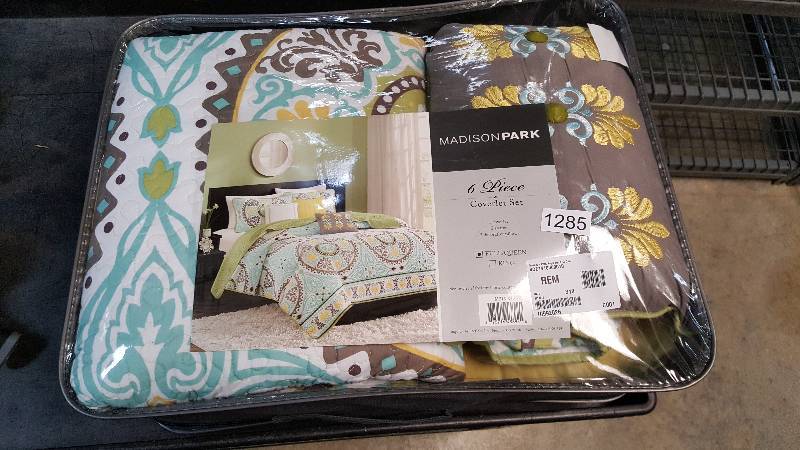 lot 1285 image: Madison Park Keya 6-Pc. Coverlet Set - Full  Queen Size