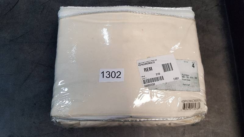 lot 1302 image: alcove 250 Thread Count Oversized Cotton-Rich Sheet Set - Cream - Queen Size