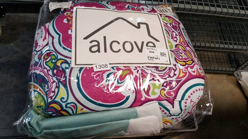 lot 1308 image: alcove Chester Comforter Set - Full Size
