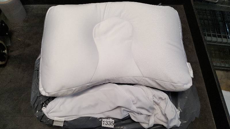 lot 1335 image: Sobakawa Cloud Pillow