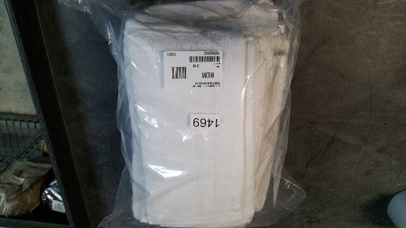 lot 1469 image: alcove Egyptian Cotton 16-Pc. Towel Set - White