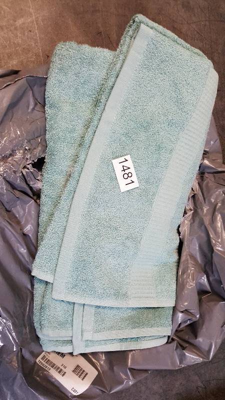 lot 1481 image: McLeland Design Fade Resistant Bath Sheet - Sea Spray