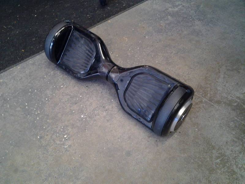 lot 3 image: Hover Board - No Charger - Unable To Test