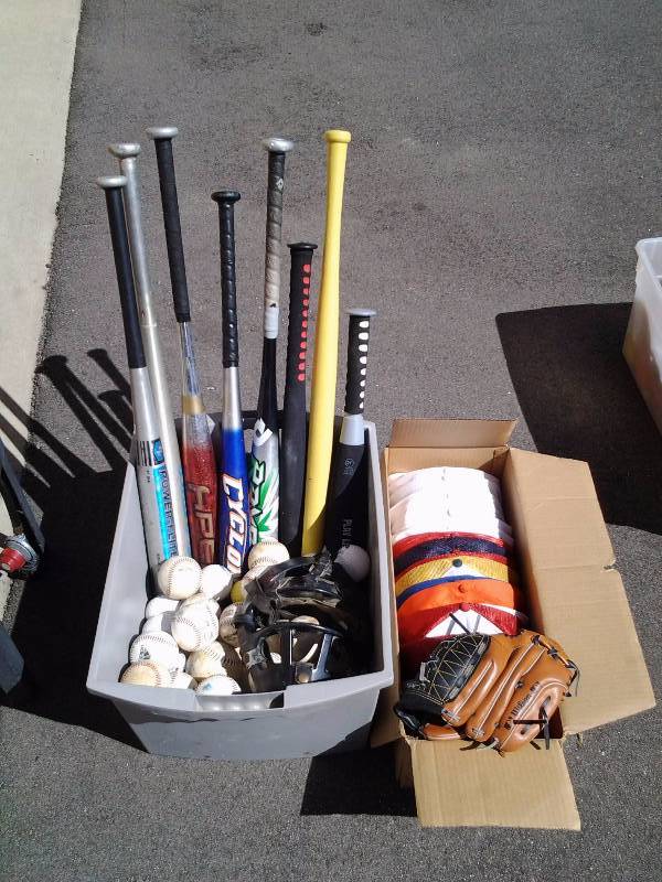 lot 22 image: Assorted Baseball Related