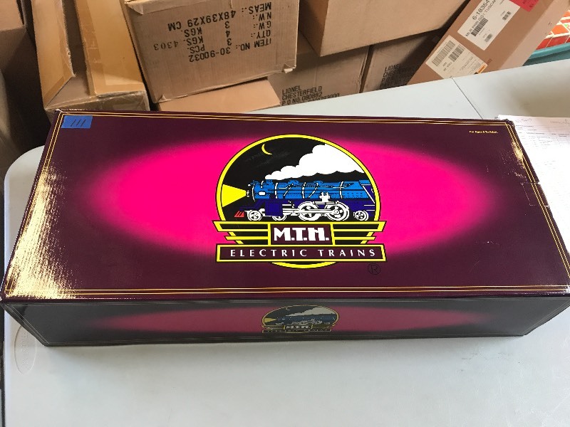 lot 111 image: MTH CHESAPEAKE & OHIO STEAM ENGINE