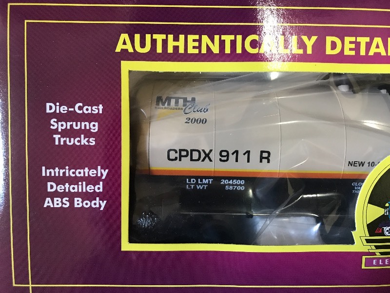 lot 161 image: MTH BURLINGTON NORTHERN SANTA FE 2000 TANK