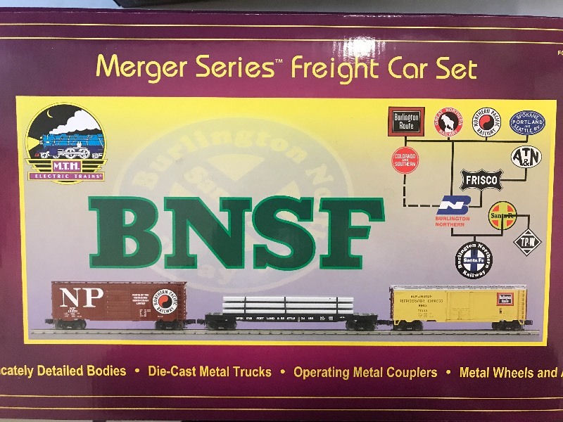 lot 194 image: MTH BURLINGTON NORTHERN SANTA FE MERGER SERIES SET