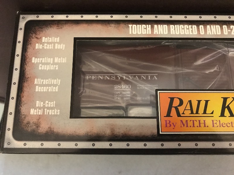lot 223 image: RAIL KING by MTH PENNSYLVANIA DIE CAST BOXCAR