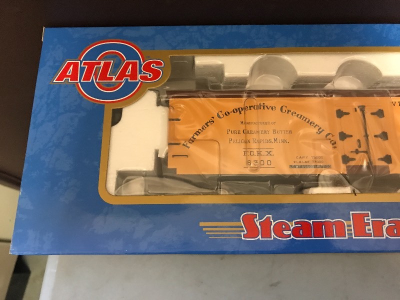 lot 234 image: ATLAS PELICAN 40 WOODSIDE REFRIGERATOR CAR 6300