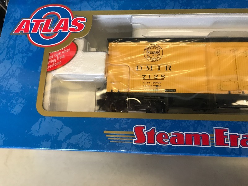 lot 256 image: ATLAS DULUTH, MISSABE, & IRON RANGE 36 WOOD REEFER CAR 7128