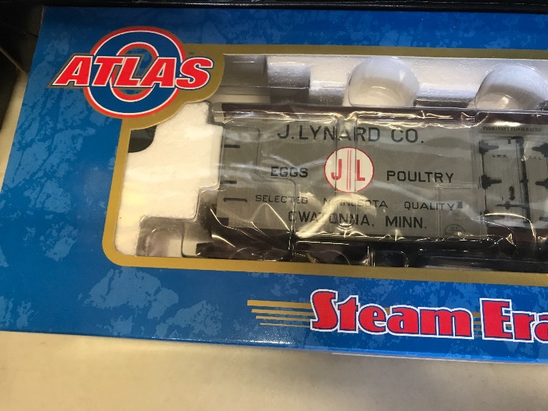 lot 264 image: ATLAS J. LYNARD CO. 40 WOOD REEFER CAR 8940