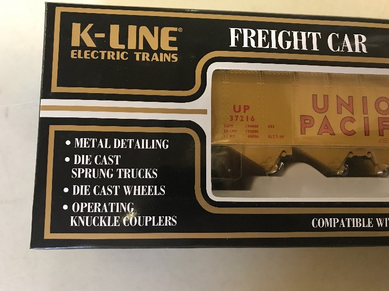 lot 303 image: K-LINE UNION PACIFIC CLASSIC DIE CAST HOPPER W LOAD