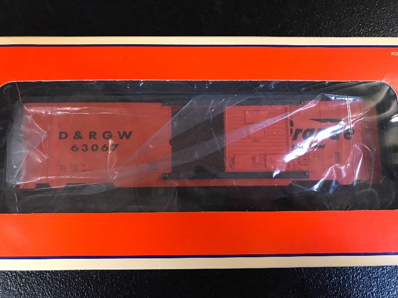 lot 332 image: LIONEL 6565 BOXCAR - RIO GRANDE