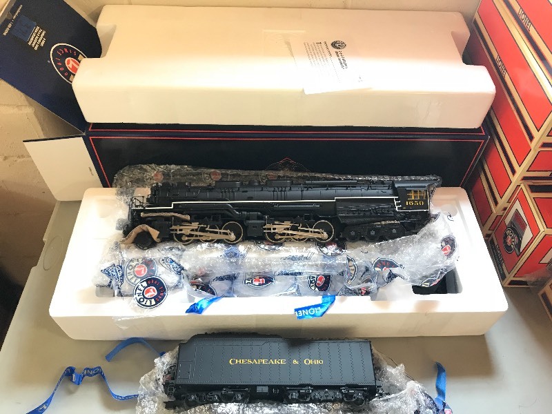 lot 371 image: LIONEL CHESAPEAKE & OHIO 2-6-6-6 ALLEGHENY STEAM LOCOMOTIVE