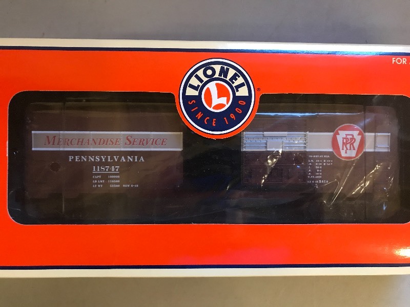 lot 391 image: LIONEL PENNSYLVANIA MERCHANDISE SERVICE 6565 BOX CAR