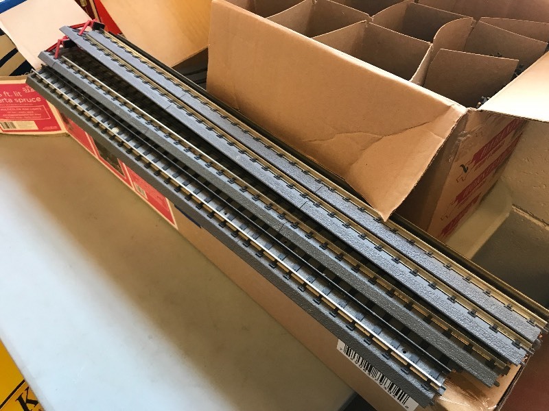 lot 475 image: LOT OF MODEL TRAIN TRACK