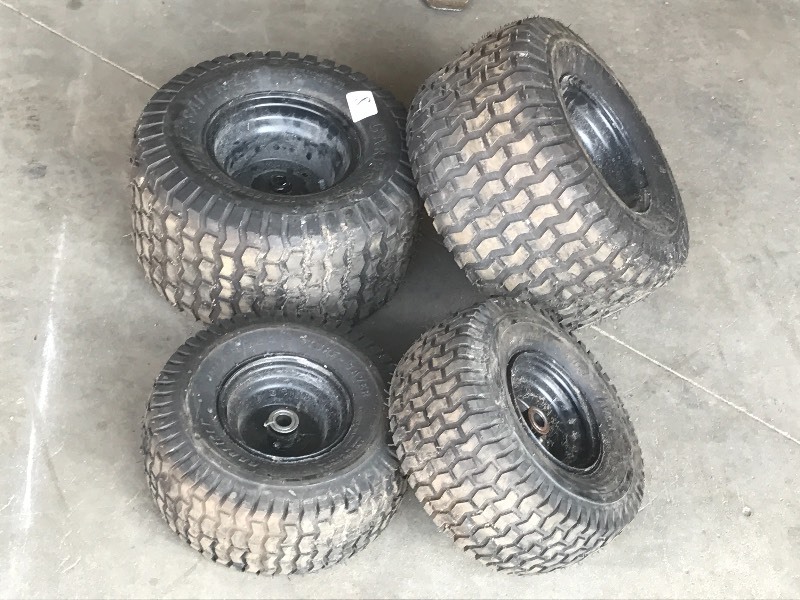 lot 8 image: Lawn Tractor Wheels & Tires
