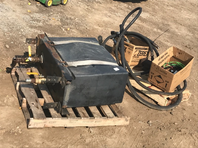 lot 4 image: Commercial Wet Kit
