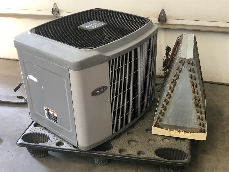 lot 5 image: Carrier AC Unit With A-Coil