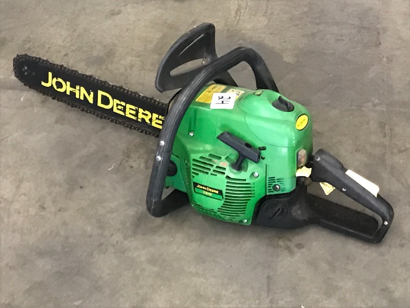 lot 24 image: John Deere Chainsaw