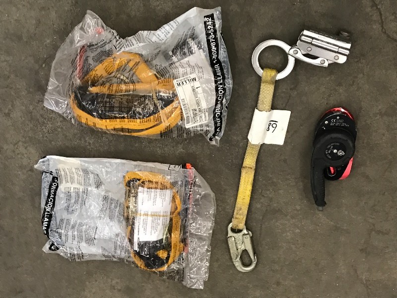 lot 68 image: Shock Absorber Harnesss & Rope Locks