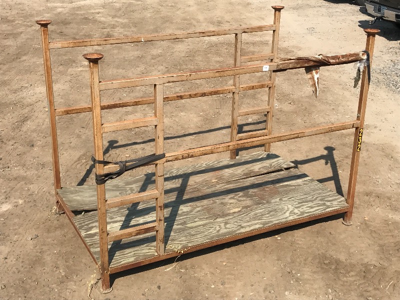 lot 77 image: Commercial Steel Scaffold Platform