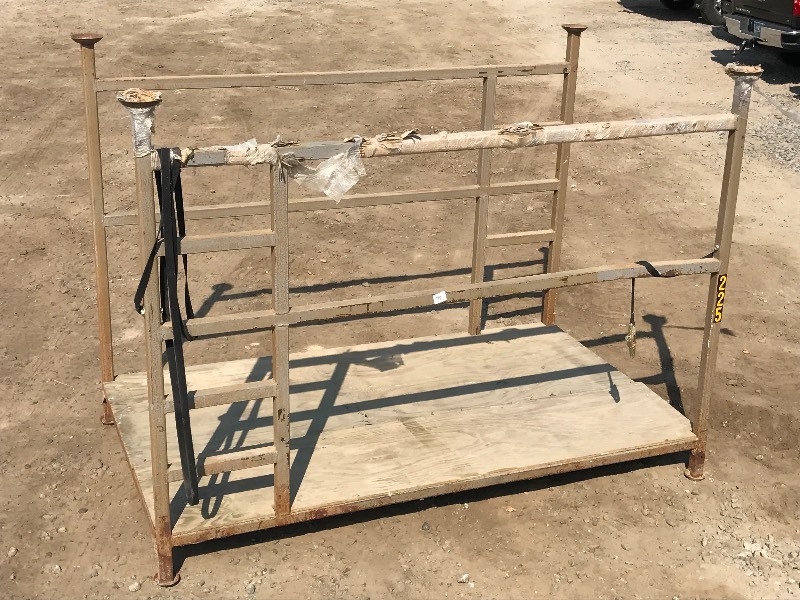 lot 78 image: Commercial Scaffolding Platform