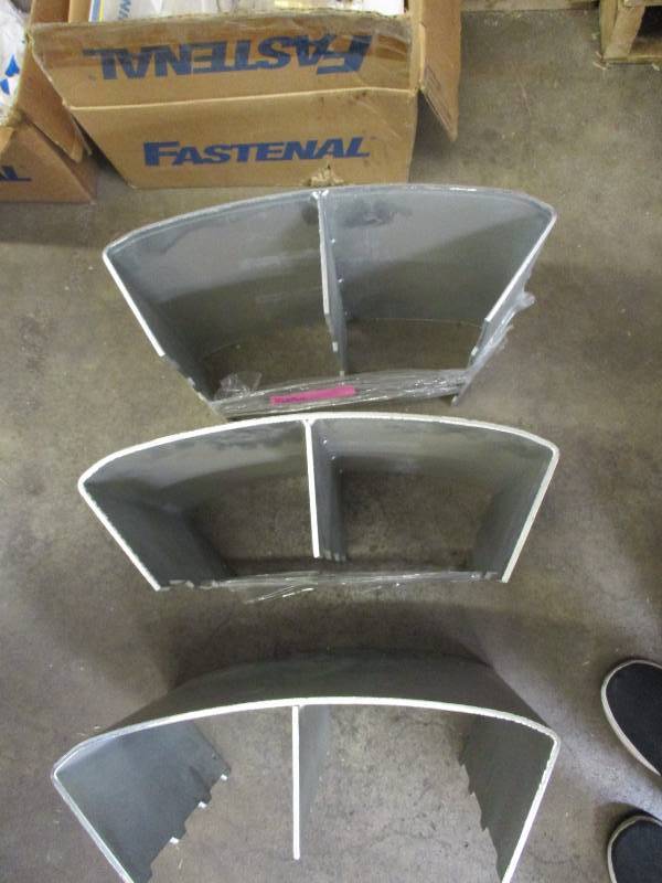 20 Pipe Clamp Saddles