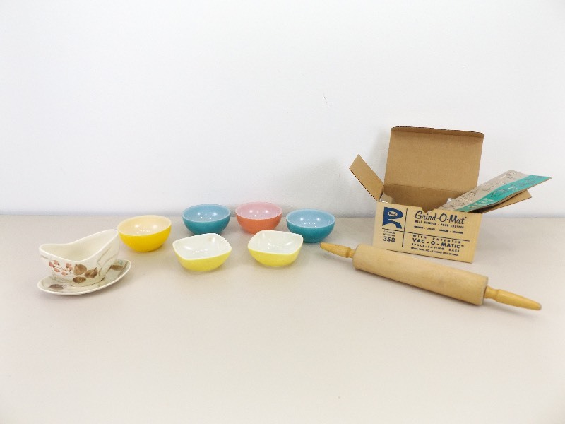 Vintage Kitchen Items