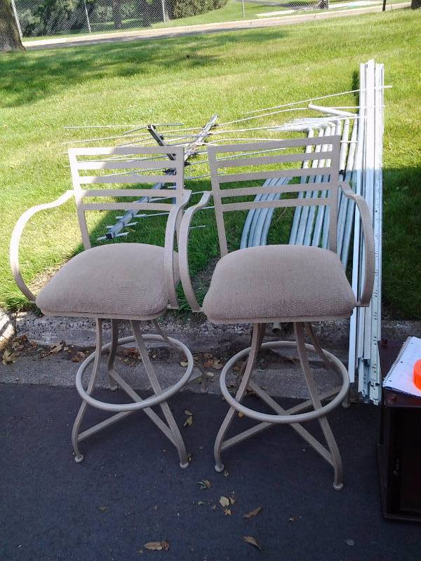 lot 11 image: Tempo Industries 2-Heavy Duty Metal Frame Swivel Stools 29 Inches Seat Height