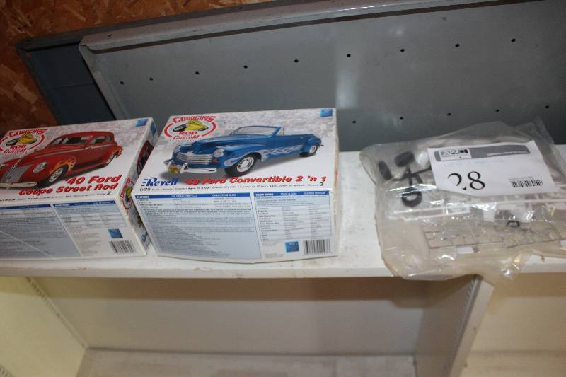 lot 28 image: Lot of (3) Revell 125 Scale Plastic Model Kits Includes 1948 Ford Convertible  2 n 1, 1940 Ford Coupe Street Rod, Cobra