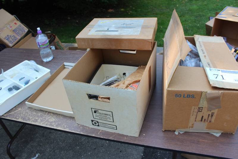 lot 71 image: Lightning Products Steady Lift Jr., 110 Scale Stock Car Driver & Interior, Remote Control Car Equipment, Radio Control Parts