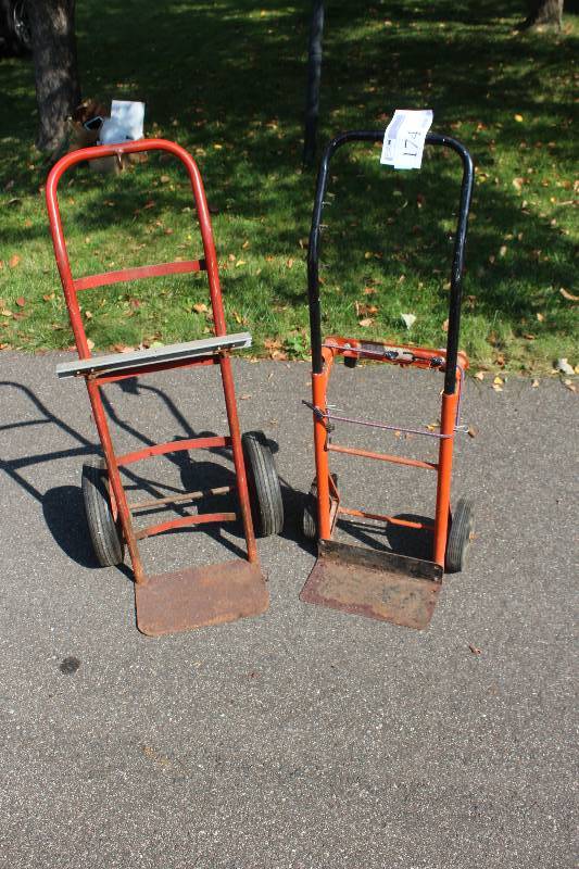 lot 174 image: Lot of (2) 2-Wheel Hand Trucks