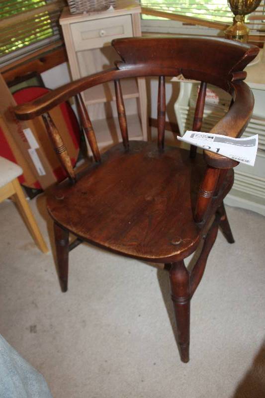 lot 181 image: Wood Dining chair