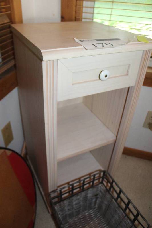 lot 179 image: 1-Drawer 2-Shelf Wood End Table