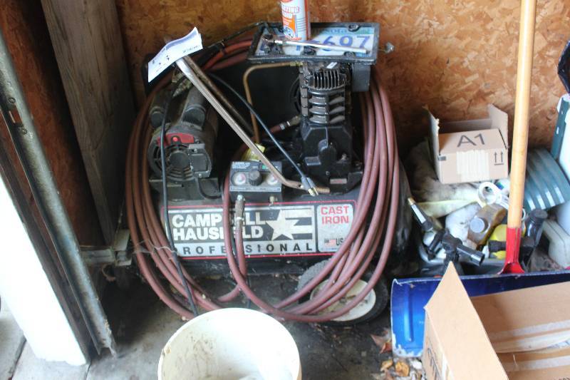 lot 23 image: Campbell-Hausfeld Professional Cast Iron Compressor