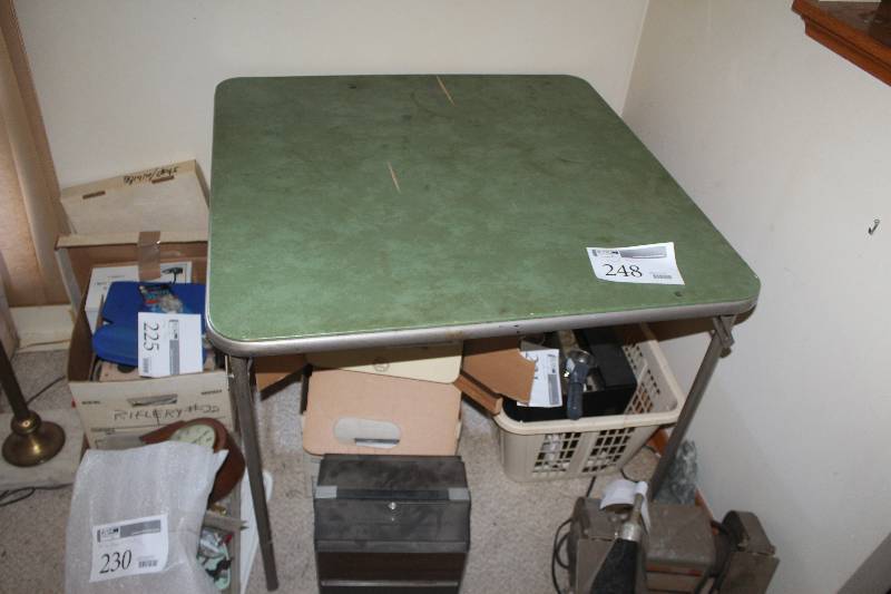 lot 248 image: Folding Card Table