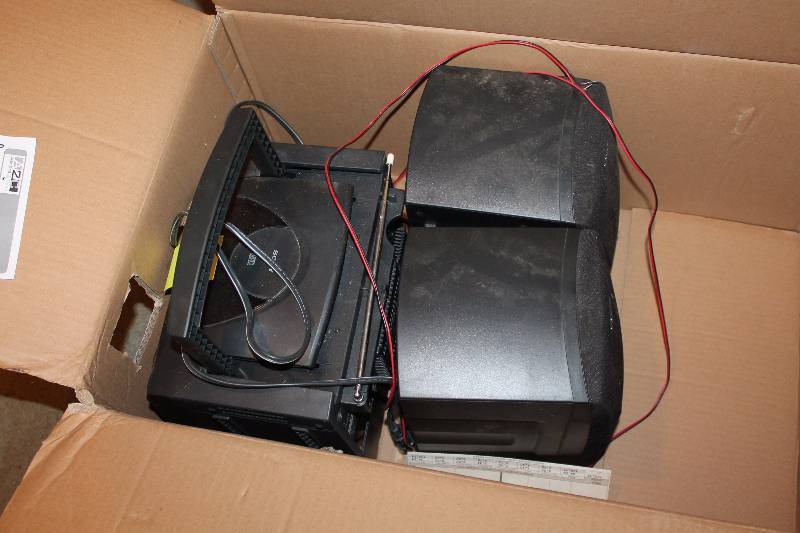 lot 333 image: Sony Dual Cassette Portable Component Stereo System w 2-Speakers